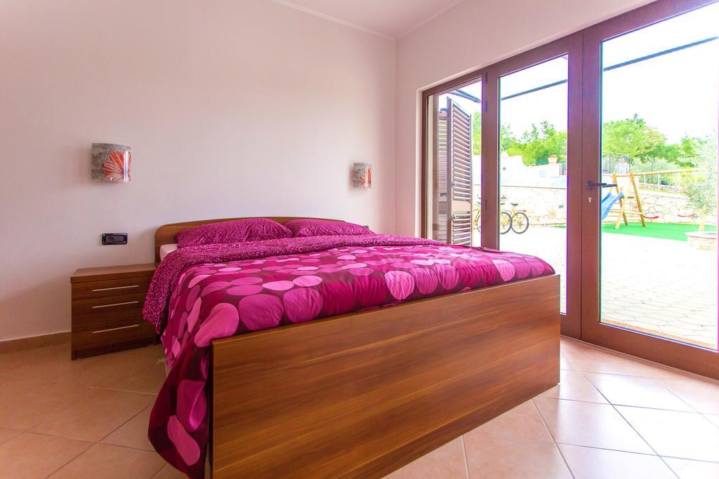 Villa Lara Karojba Rom bilde