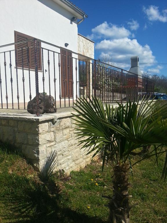 Villa Lara Karojba Rom bilde