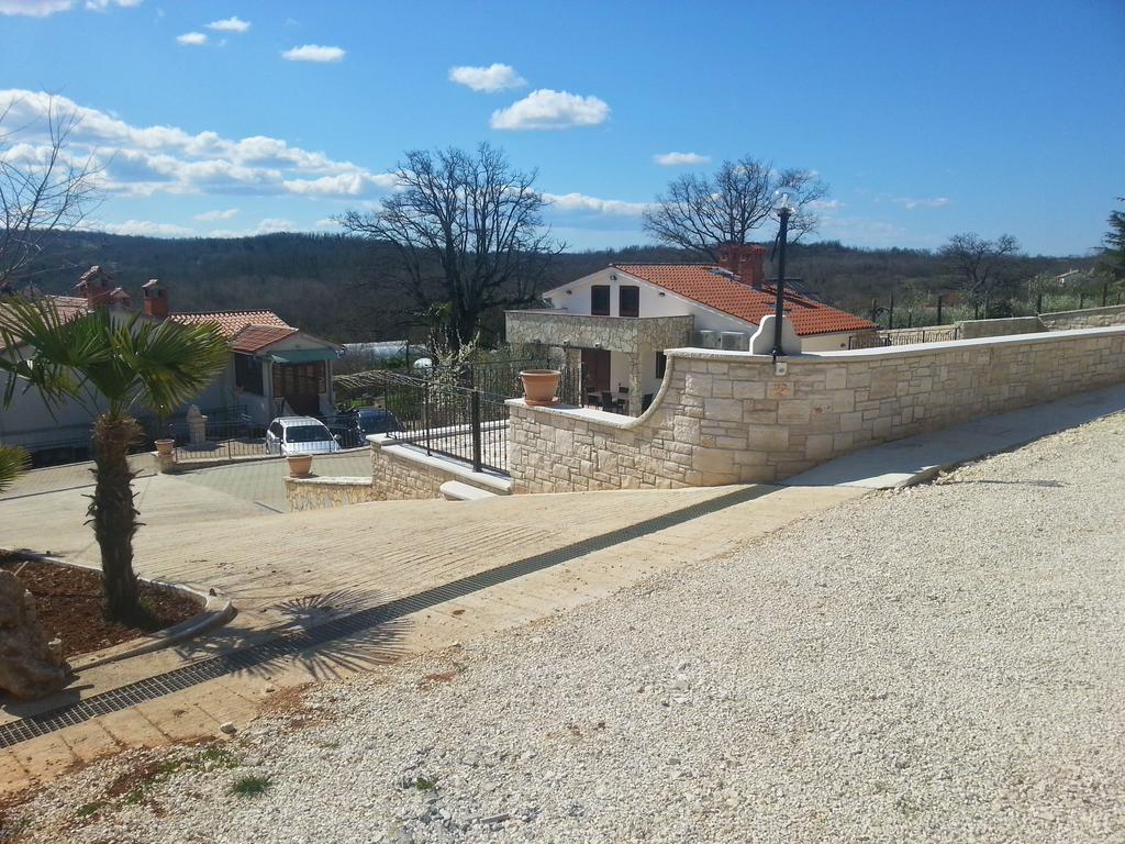 Villa Lara Karojba Rom bilde
